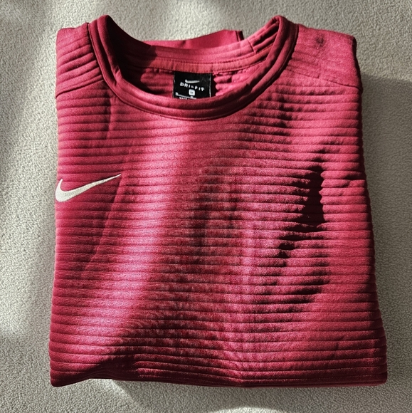 Nike Women's Burgundy Sweater, Size M - Picture 11 of 11